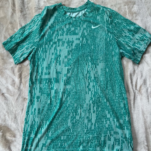 The Nike tee, men's size medium - Picture 1 of 3